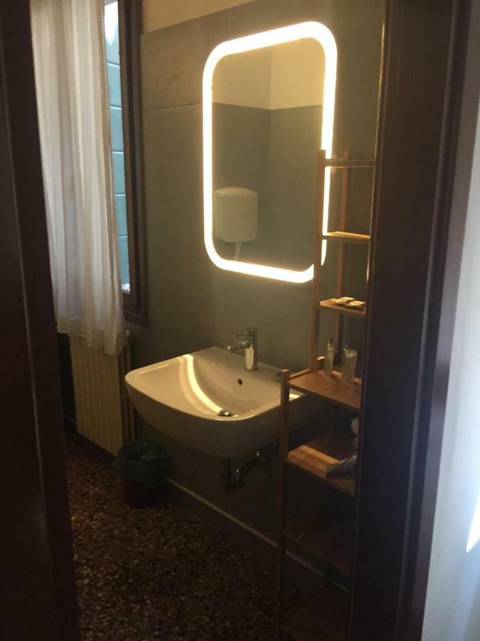 Appartamento Ruga Giuffa Venice Exterior photo